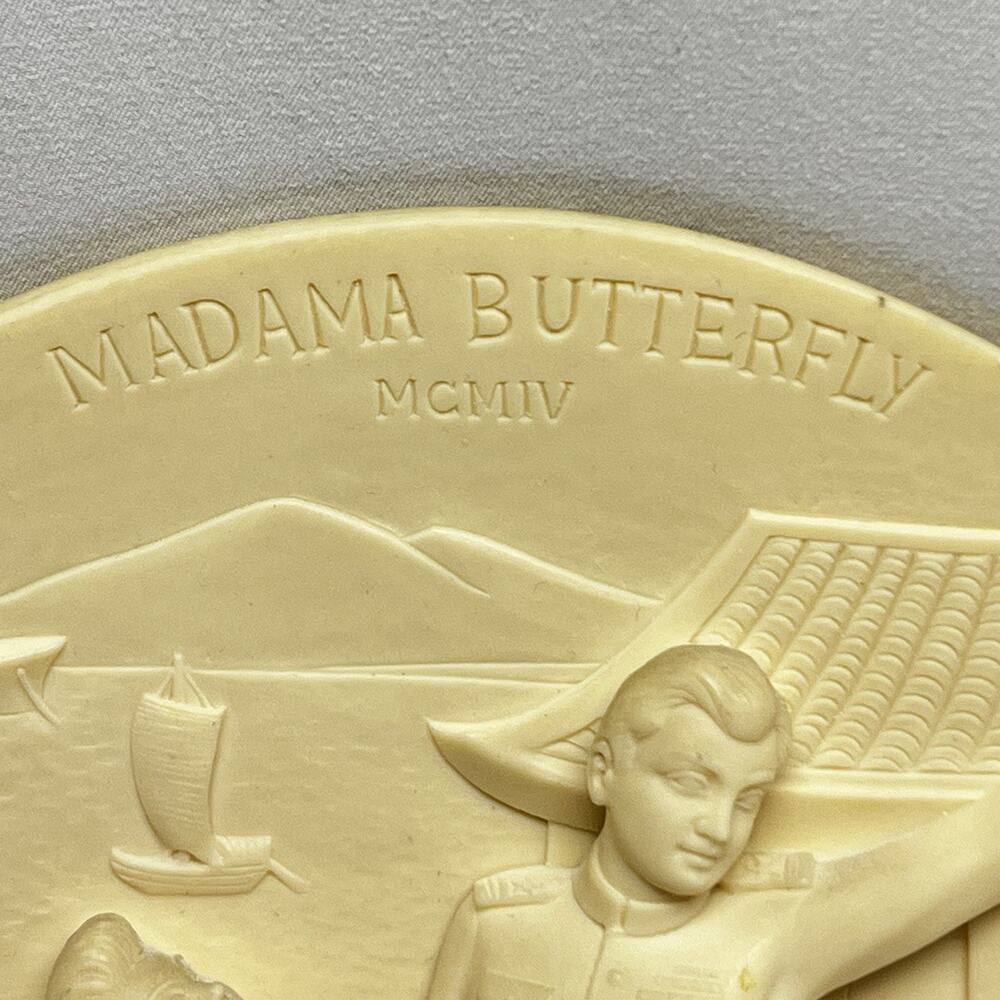 Madama Butterfly Alabaster Collector's Plate by Gino Ruggeri Italy No. AE 1533 - Picture 3 of 7